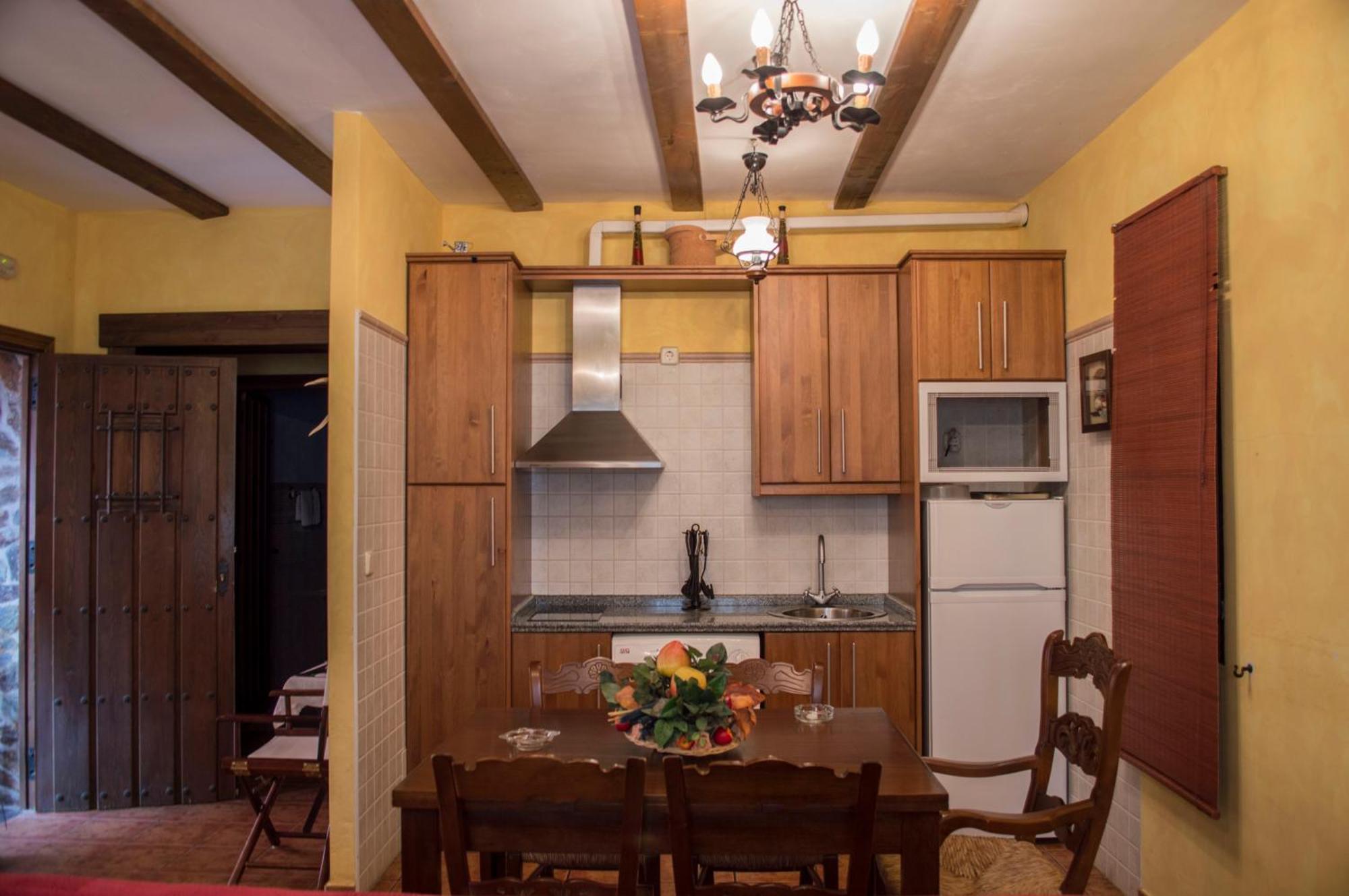 Apartamentos Rurales Alvado Tamajon Exterior foto